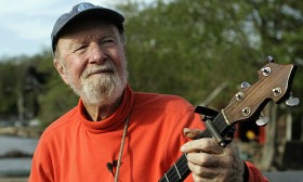 El legendario músico folk Pete Seeger avala el boicot a Israel