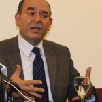 Conferencia de Raji Sourani en el Ateneo de MadridConferencia de Raji Sourani en el Ateneo de MadridConferencia de Raji Sourani en el Ateneo de Madrid