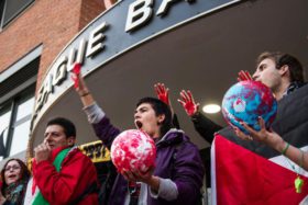 Maccabi es Apartheid. Concentración en Barcelona 29 de marzo