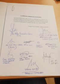 El apartheid no se derriba sólo con palabras de condena. Ante la anexión, sanciones.